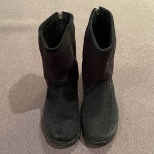 Lands End Short Fleece & Suede perfect warm boots with zip-up backs